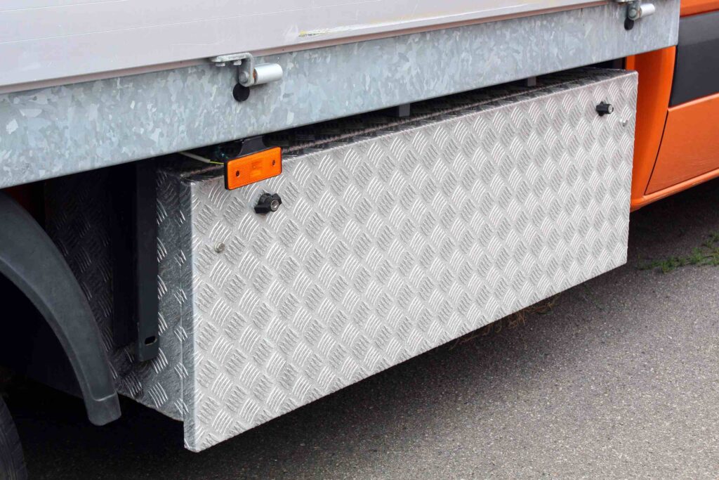 Analyzing electronic hardware and sensor locations is a key part of gathering black box and electronic logging device data in Florida truck accident cases.